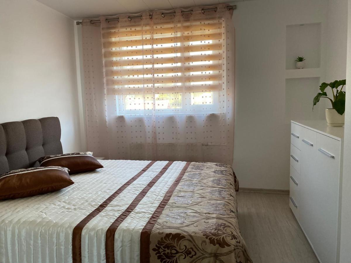 Centra Apartamenti Alūksne Esterno foto